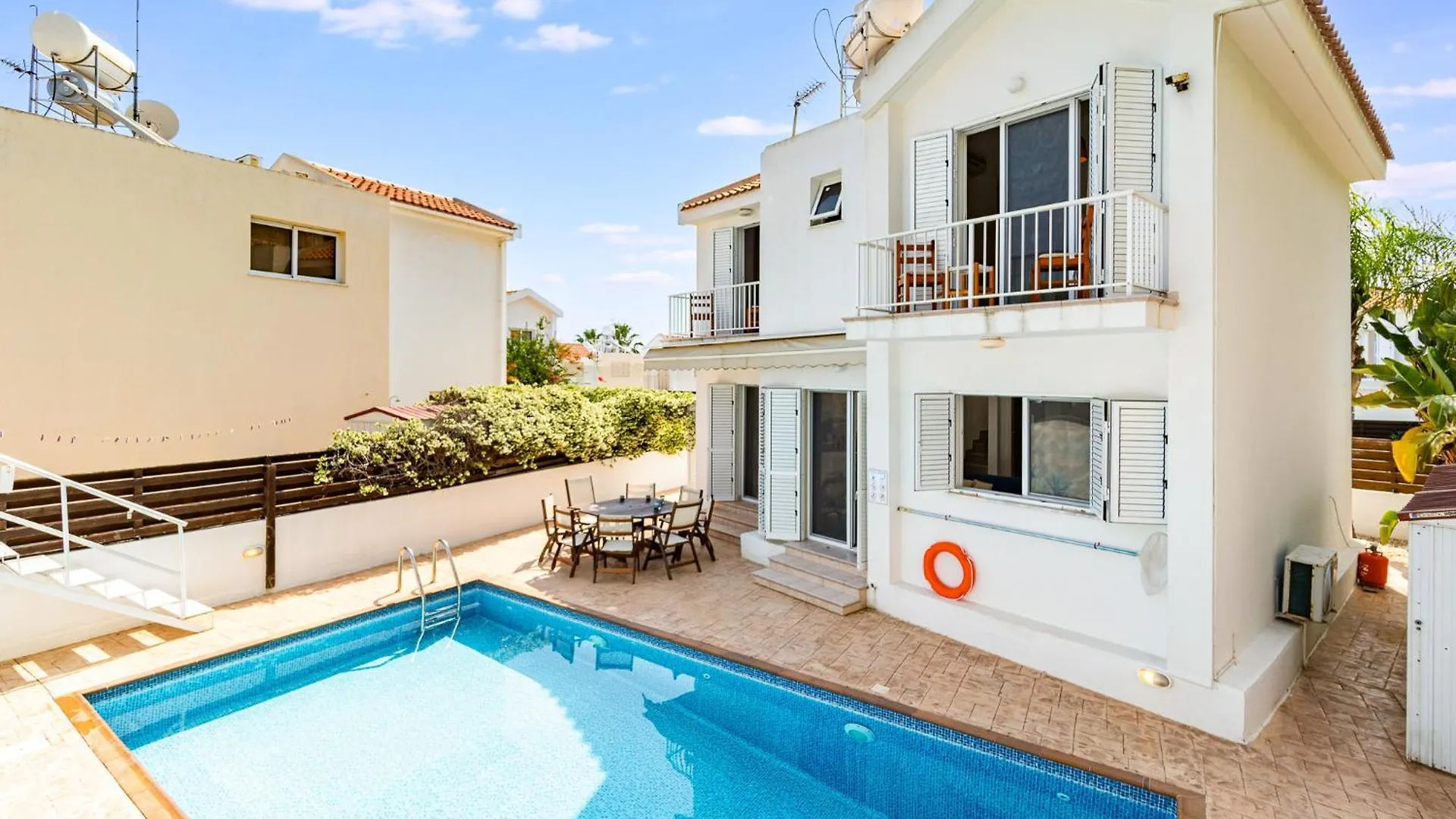 Villa Athena By Ezoria Villas Protaras