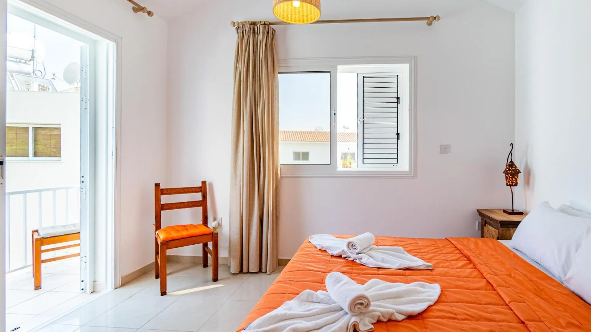 Villa Athena By Ezoria Villas Protaras
